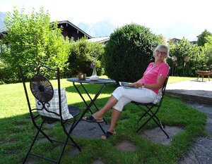 Kleine Sitzgruppe für unsere Gäste im Garten