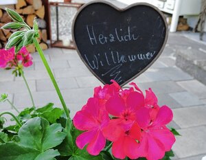 Bei uns im Gästehaus Frauendorf sind Sie herzlich willkommen!